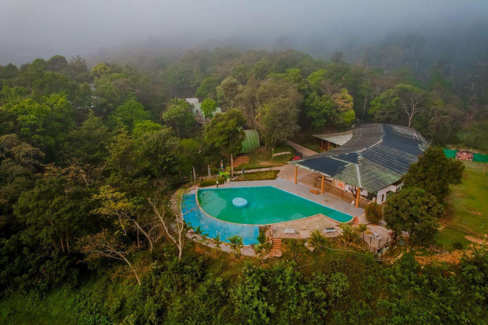 Mookanana Jungle Resort And Spa Hassan Esterno foto
