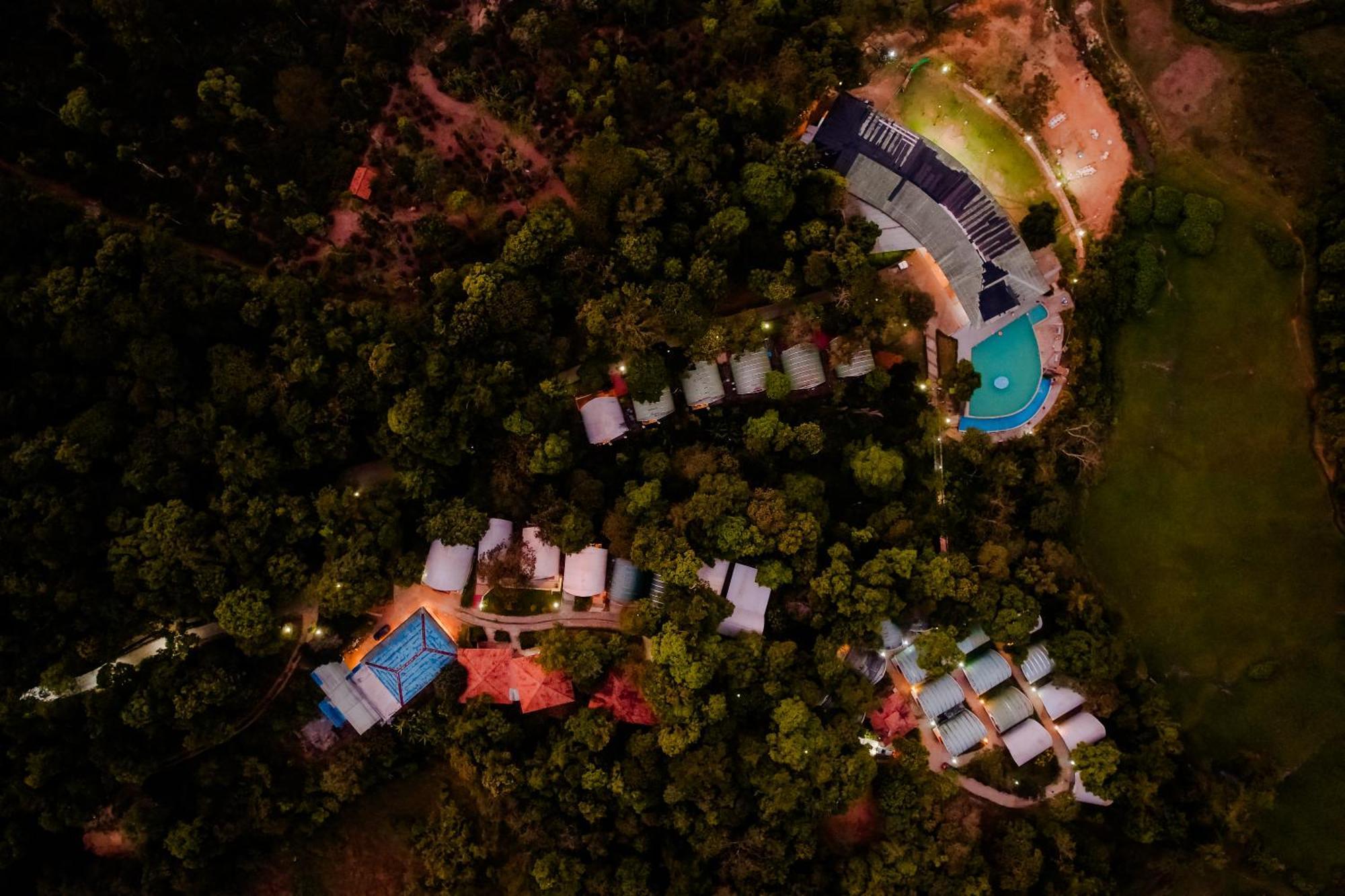 Mookanana Jungle Resort And Spa Hassan Esterno foto